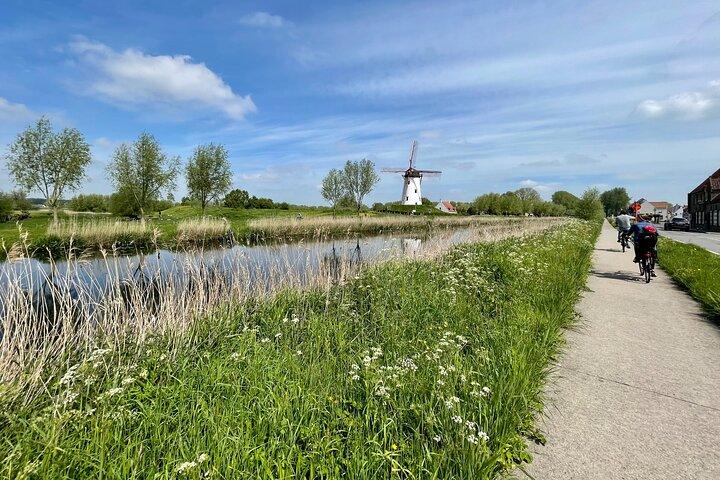 Excursion privée à vélo à la campagne de Bruges à Damme avec promenade guidée