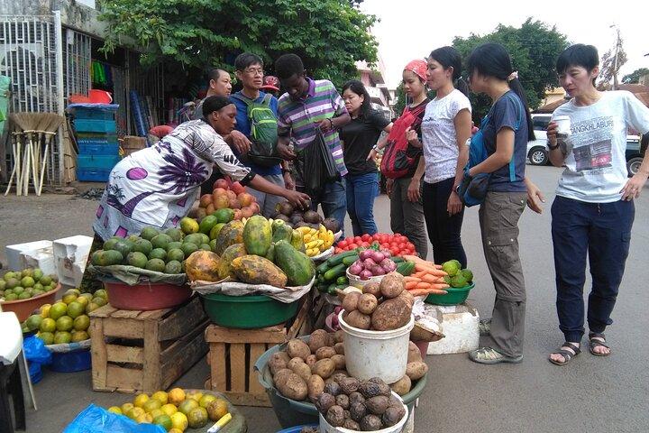 Tour de un día por la ciudad de Moshi en Tanzania