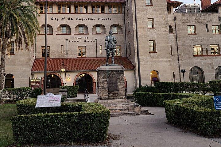 Wicked St. Augustine : contrebandiers, bordels et jeux d'argent dans la ville antique