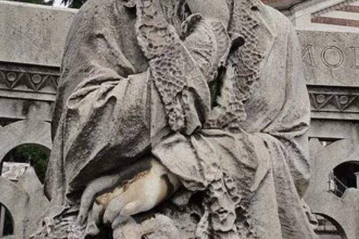 Der monumentale Friedhof von Mailand: Entdecken Sie das Unerwartete