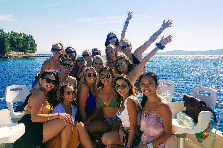 Blue Cave heldagsbåttur med Hvar och 5 öar