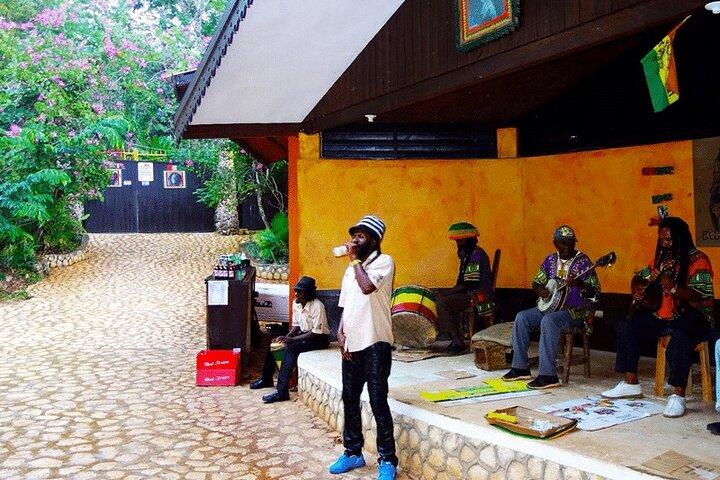 Dunn's River Falls, Bob Marley en Luminous Lagoon