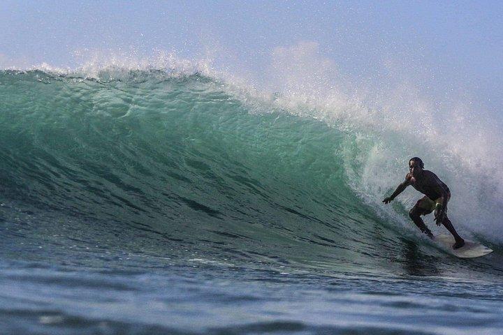 Surf Lessons in CABO with Mexico Surf Champ!