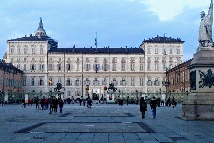 Turin: Geführte Besichtigung des Königspalastes und Stadtrundfahrt