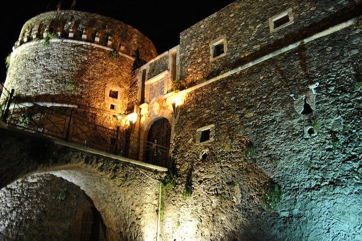 Visita guiada privada a pie en Pizzo Calabro
