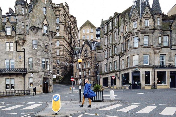 Highlights from Edinburgh’s Old Town: A Self-Guided Audio Tour