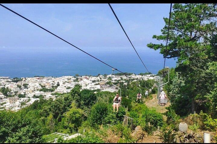 Capri & Blue Grotto privat tur med lokal guide med afhentning på Capri Hotel