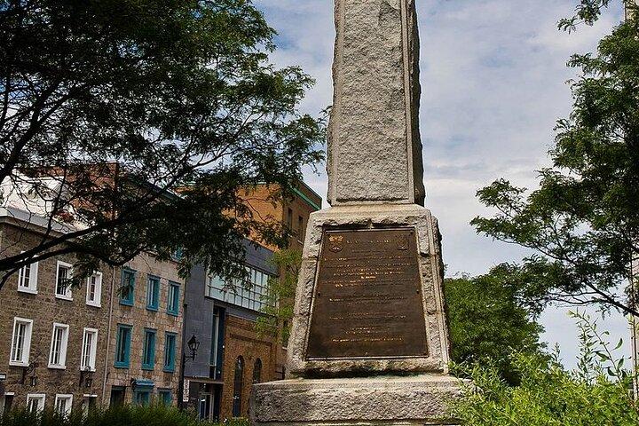 Tour a piedi autoguidato della vecchia Montreal e caccia al tesoro