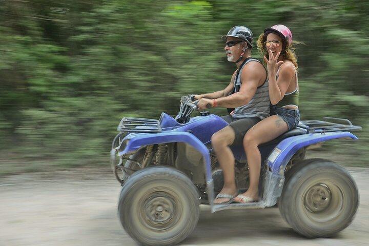Äventyr i ATV, Cenote simning, snacks och transport
