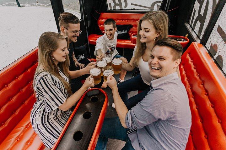 Bierbustour alleen voor volwassenen