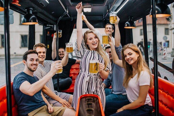 Excursão de ônibus de cerveja em Praga apenas para adultos