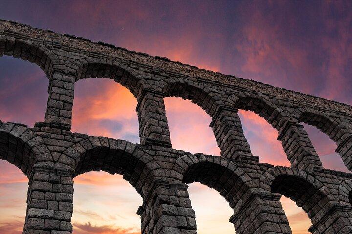 Tour privado para Avila e Segovia de Madrid com Pick up