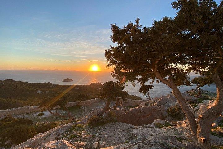 Small Group Hiking Sunset in Monolithos
