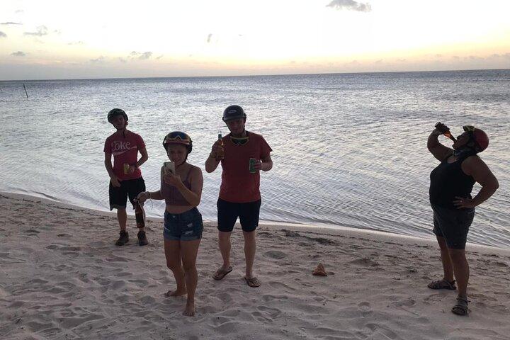 Roatan Sunset Buggy Ride Incontri con la fauna selvatica & Eco Park Adventure