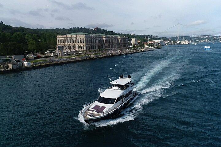 Istanbul Bosporus Sunset Luxe jachtcruise met snacks