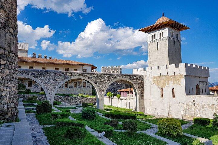 Det bedste ved Vardzia - Privat 2-dages tur til Borjomi, Rabati, Uplistsikhe og mere