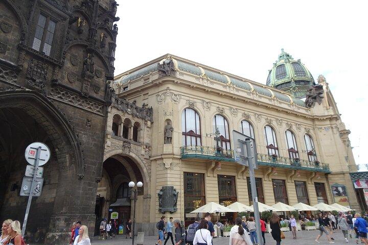 Zelfgeleide wandeltocht en speurtocht door Praag