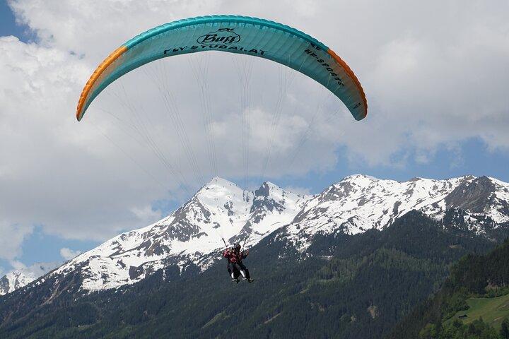 Parapendio al mattino