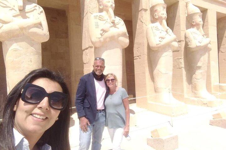 Luxor Layover Private Tour naar Luxor East en West Bank sightseeing met lunch