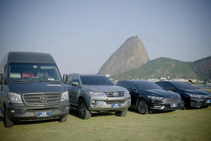 Executive Van - Transfer to Airports | Round Trip