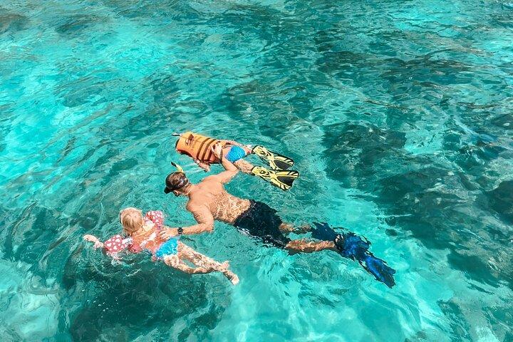 Paseo en barco privado por la isla de Phi Phi