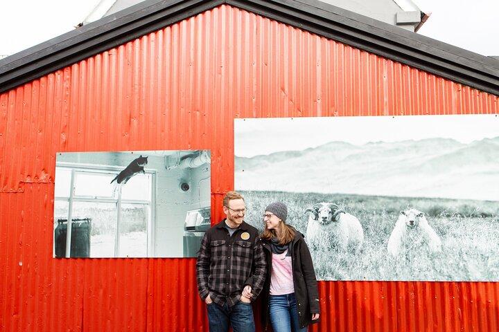 Private Urlaubsfotografie-Sitzung mit einem lokalen Fotografen in Reykjavik