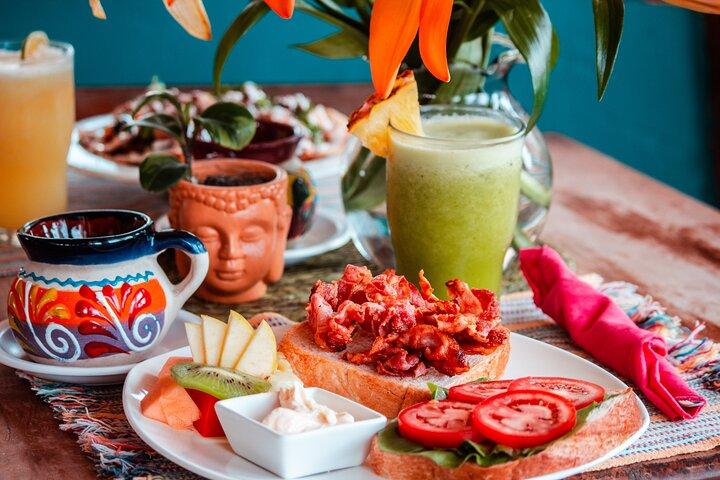 ナショナル ビーチ クラブのオールインクルーシブ VIP ビーチ ブレイク パス