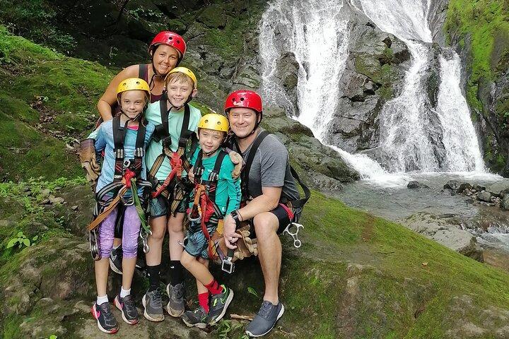 Ultimate Mega Zipline Adventure: 18 linjer över 11 vattenfall