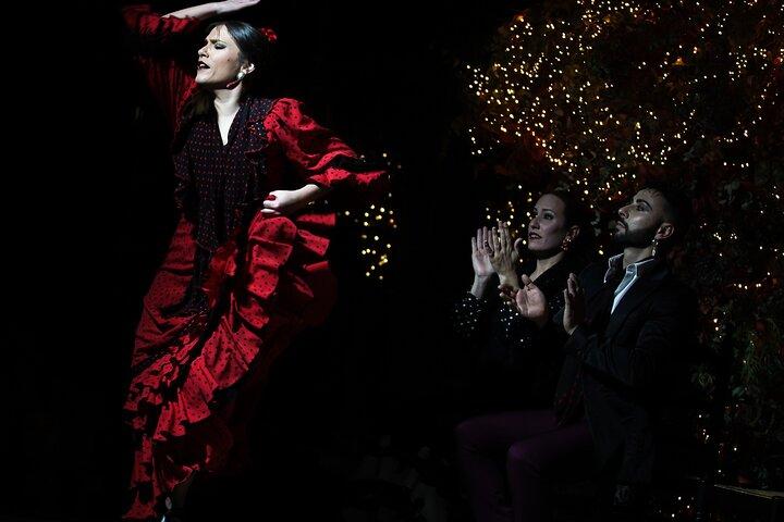 Flamenco Show & Special Menu im Torres Bermejas in Madrid