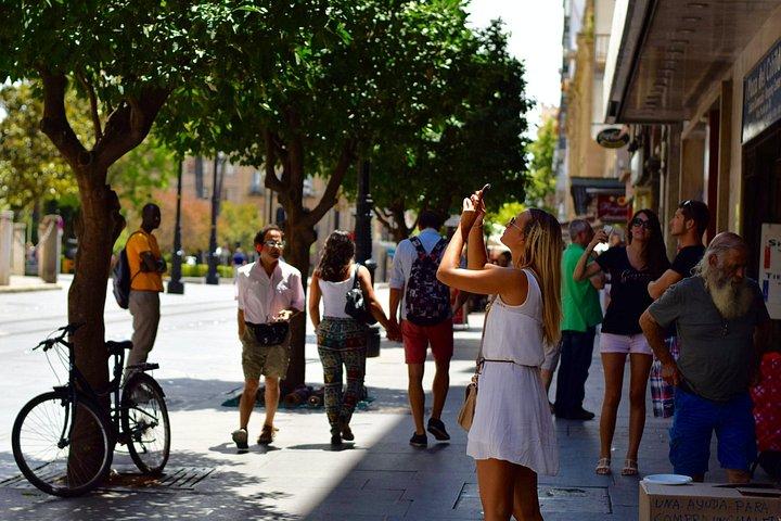シティクエスト インスブルック: この街の秘密を解き明かしましょう!
