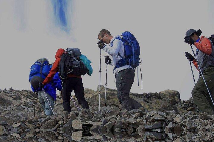 Privat 6-dages Kilimanjaro-klatring via Machame-ruten fra Arusha