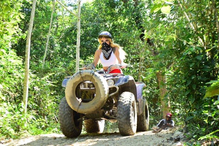 ATV アドベンチャー、セノーテでの水泳、トゥルム遺跡の訪問