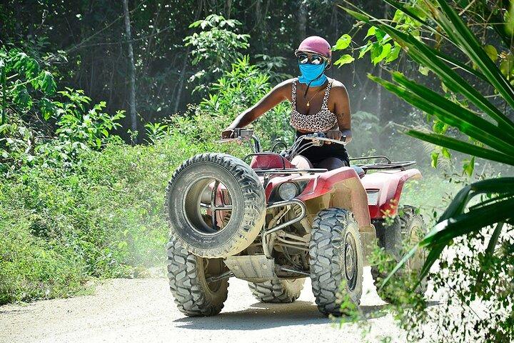 ATV アドベンチャー、セノーテでの水泳、トゥルム遺跡の訪問