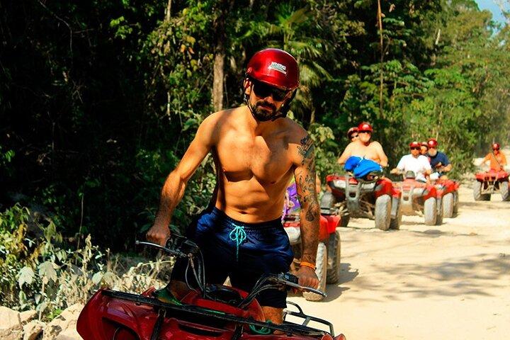 Avventura in ATV Cenote e Zipline da Tulum