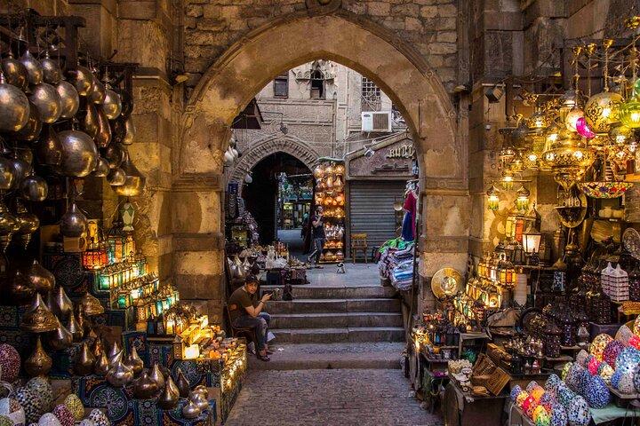 Privat tur til Khan el-Khalili fra Cairo International Airport