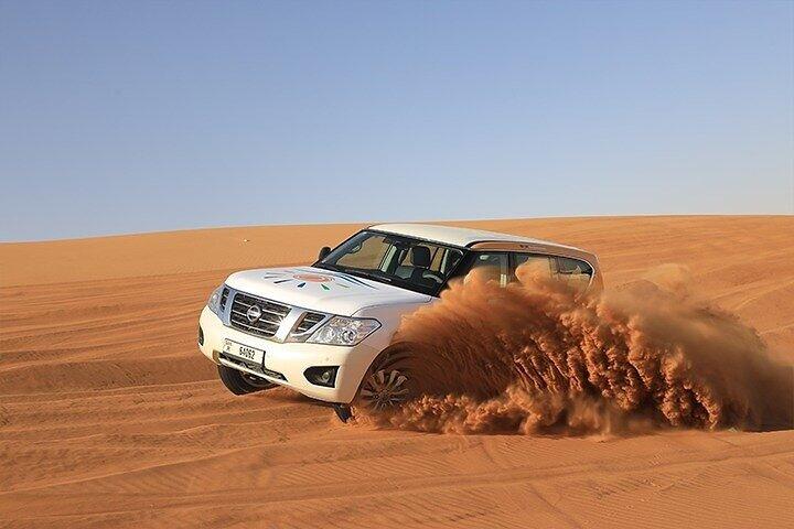 Tour en helicóptero de 12 minutos y safari por el desierto en Dubai