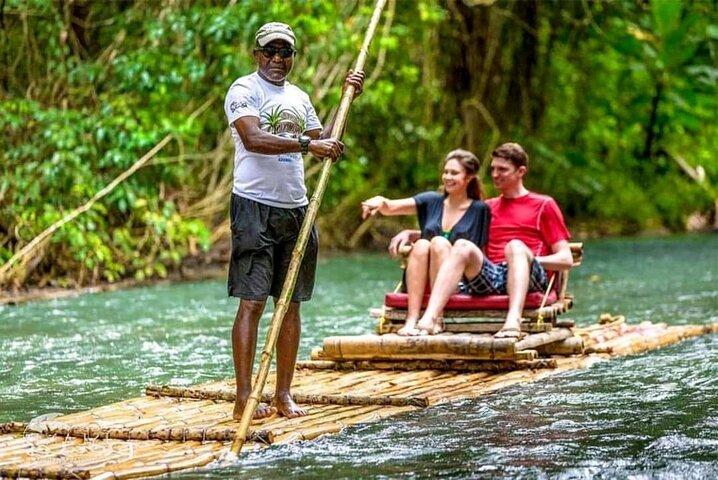 Rafting privé en bambou sur la rivière White et massage au calcaire Ocho Rios