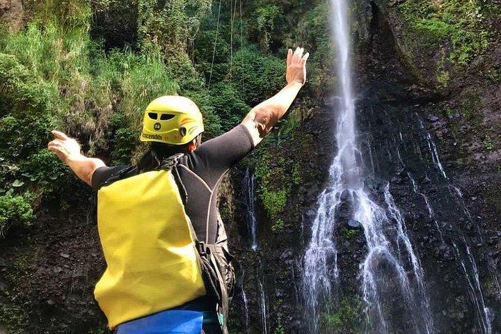 ハリスコ州グアダラハラ発のプライベート キャニオニング アドベンチャー