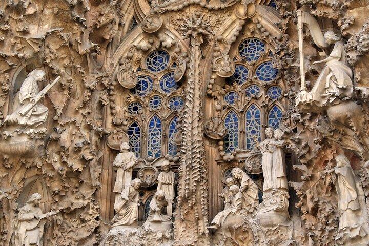 Exklusive Sagrada Familia Semi Private Tour