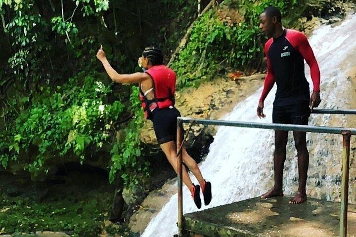 Blue Hole River & Falls con compras desde Ocho Ríos