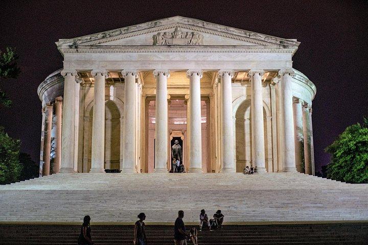 ワシントンD.C.ナイトツアー-午後7時30分開始