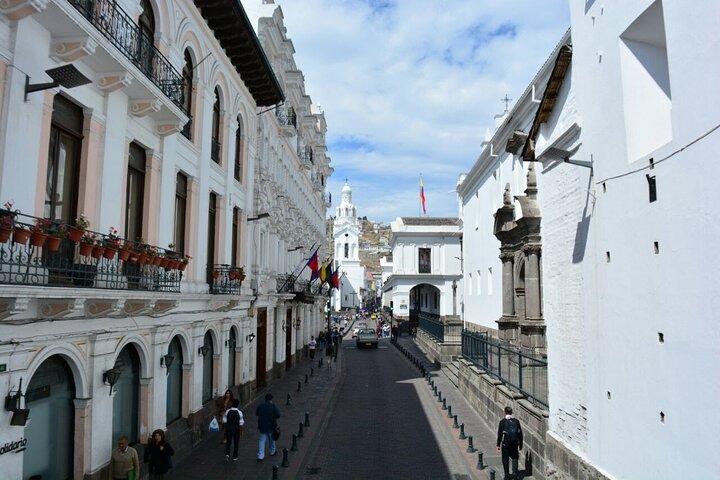 Stadtrundgang durch Quito: Kunst, Geschichte, Kulinarik und Traditionen