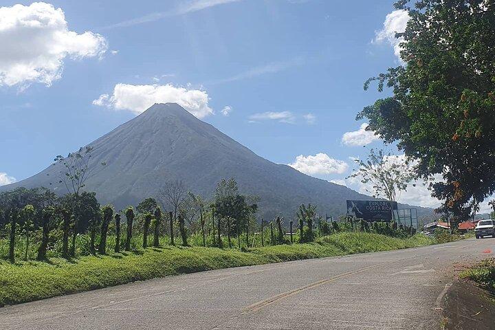 Arenal Volcano Hike und Hotsprings River