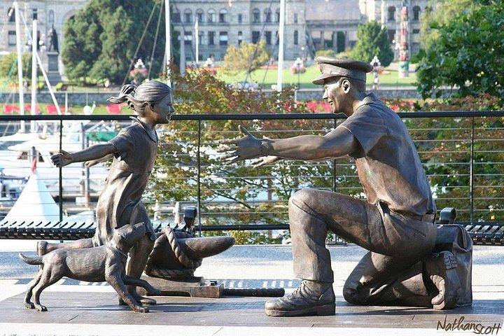 ビクトリアのダウンタウンの歴史的中心部:ガイドなしのウォーキング ツアー