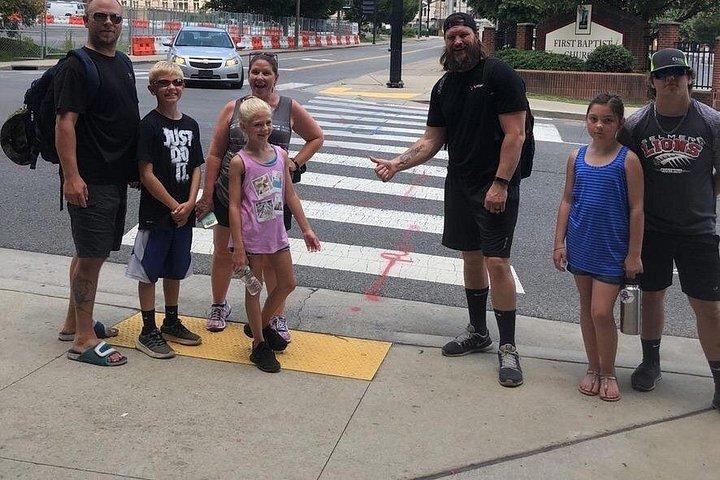 クレイジーダッシュによるギルバートのスカベンジャーハントアドベンチャー