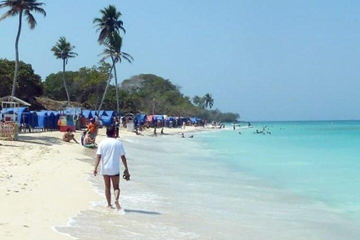 Volledige dag op 4 Rosario-eilanden inclusief cholon, baru en snorkelen
