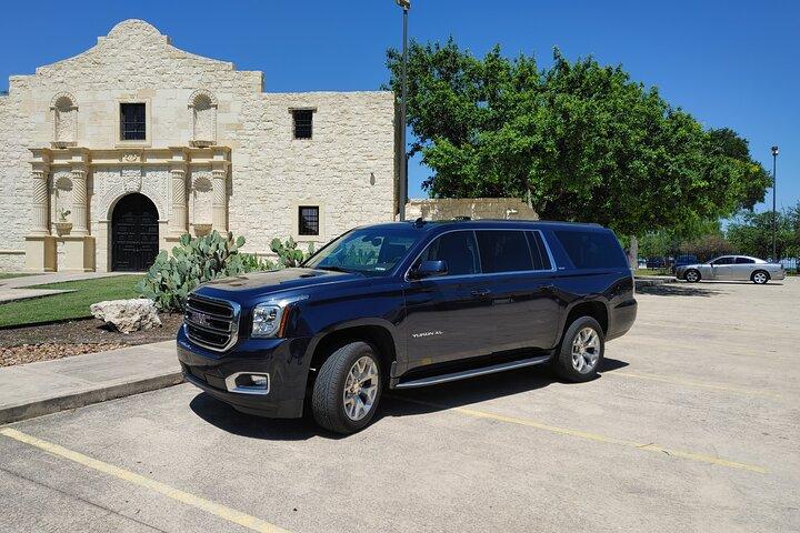 Een Black Car-, Limousine- en SUV-service in San Antonio en Zuid-Texas.