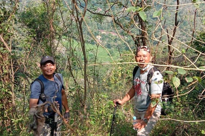 Private Prahu Hill Hiking en Javaanse keukenervaring