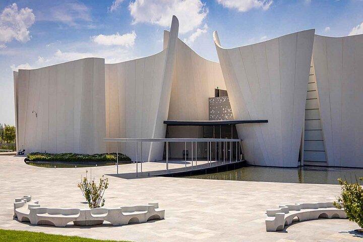 Hop-on Hop-off Stadtrundfahrt Puebla und Aquarium oder Beobachtungsrad