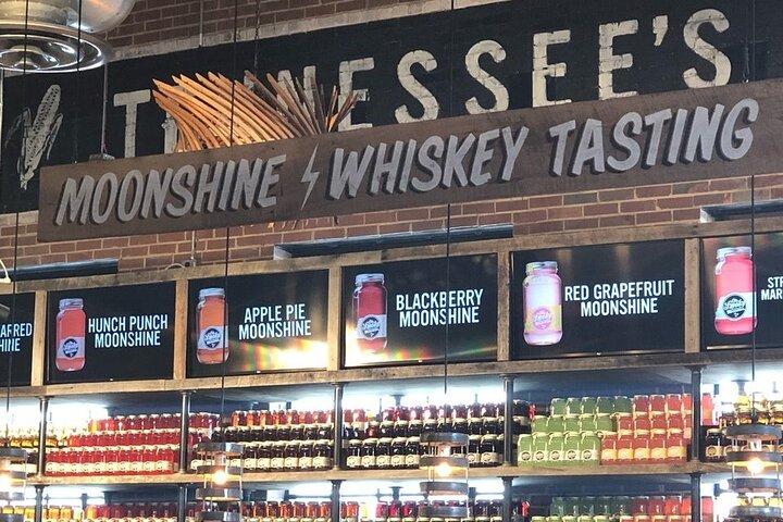Circle Pass: Johnny Cash, Trolley Tour, Ryman, Ole Smoky e mais